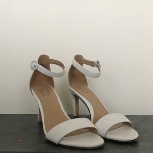 Naturalizer Kinsley Ankle Strap Sandal
